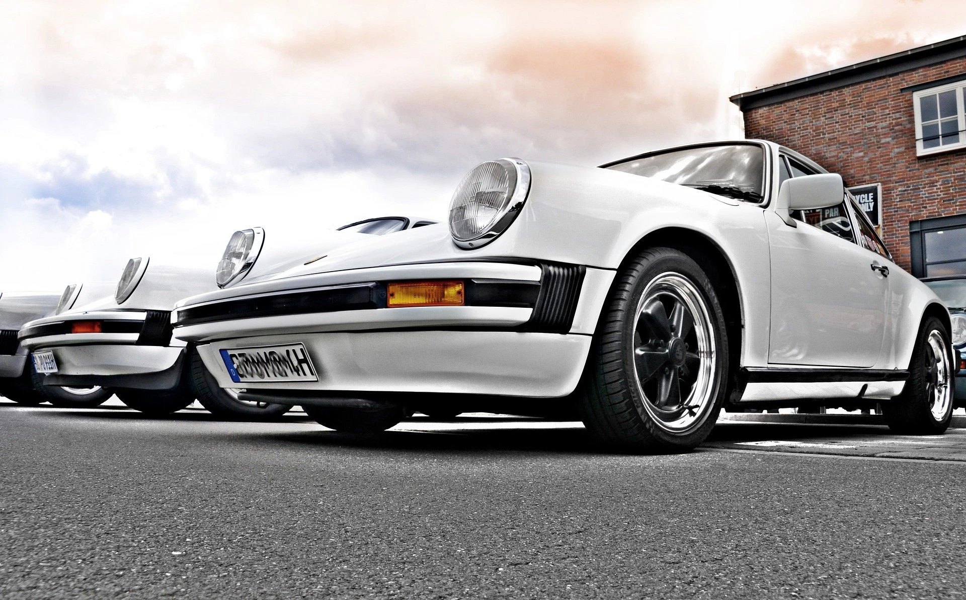 porsche 911 blanche
